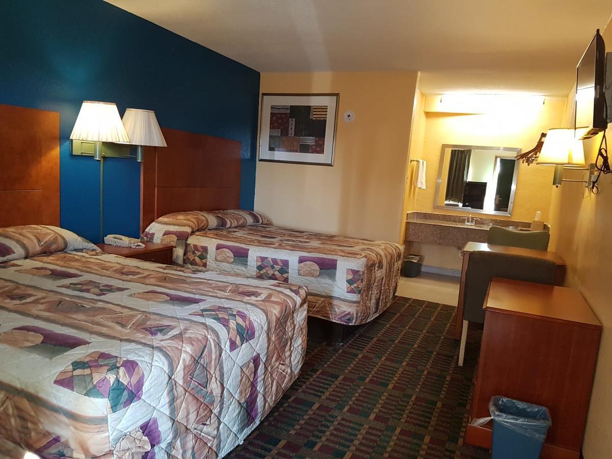 Executive Inn Victoria Zewnętrze zdjęcie