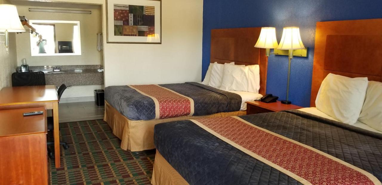 Executive Inn Victoria Zewnętrze zdjęcie