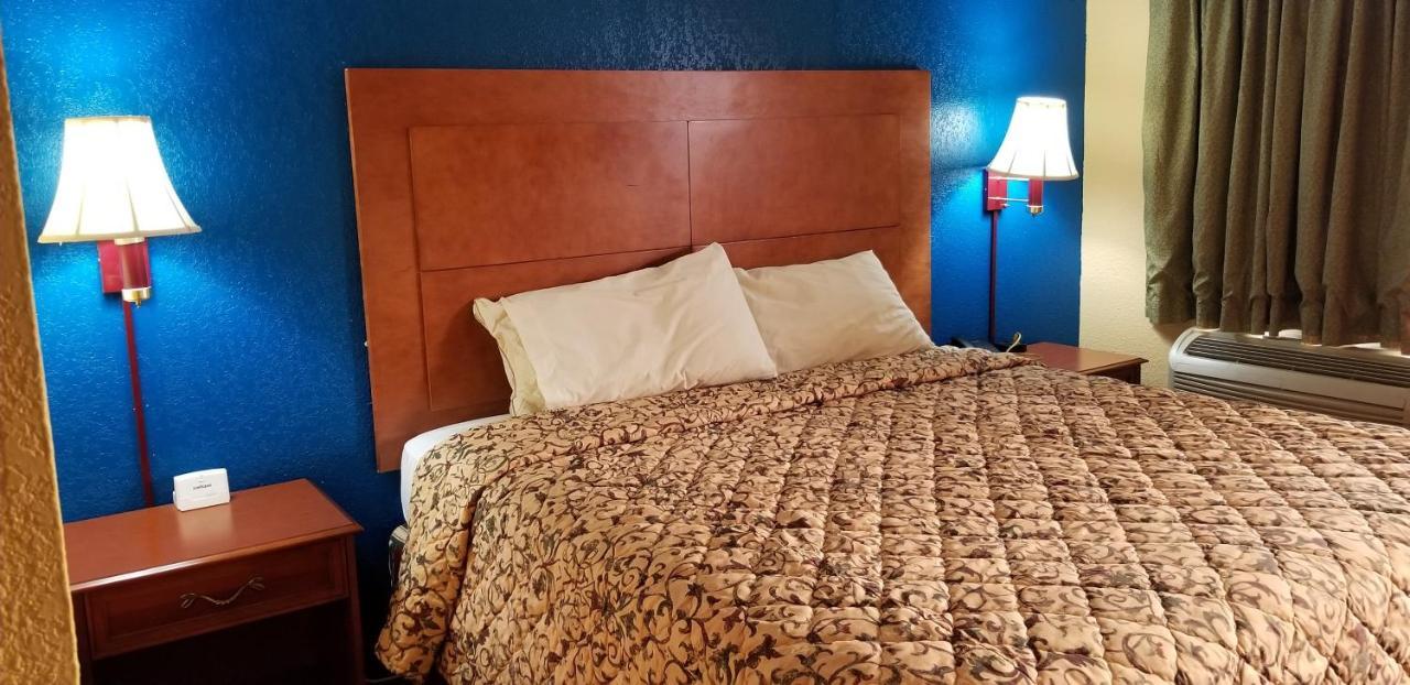Executive Inn Victoria Zewnętrze zdjęcie