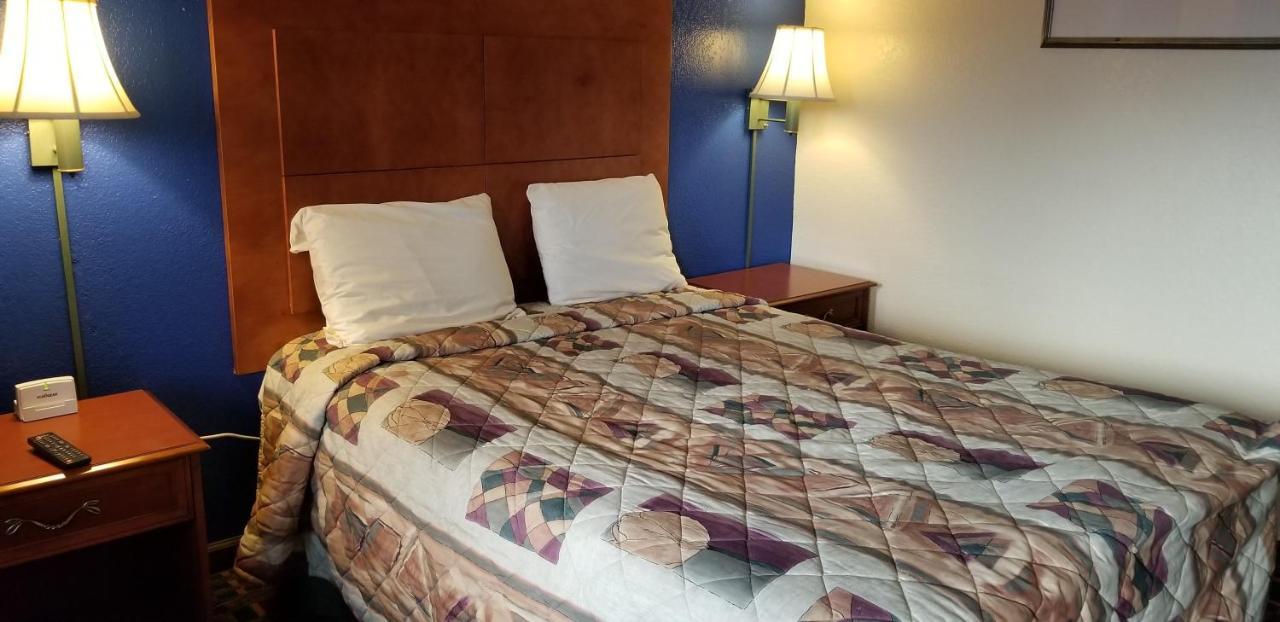 Executive Inn Victoria Zewnętrze zdjęcie